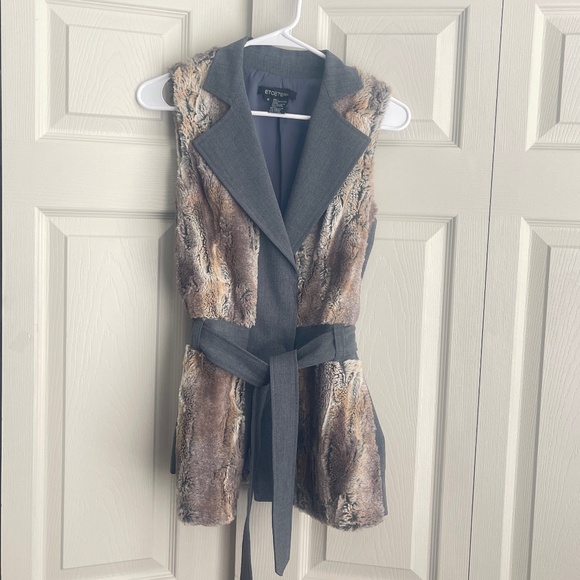 Etcetera Jackets & Blazers - Etcetera women's brown and gray based belted faux fur vest. #445